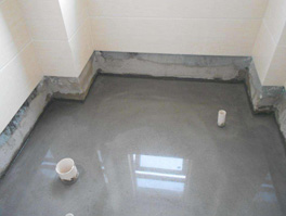 樓上衛(wèi)生間漏水到樓下客廳墻面_在樓下如何做防水補漏施工處理？